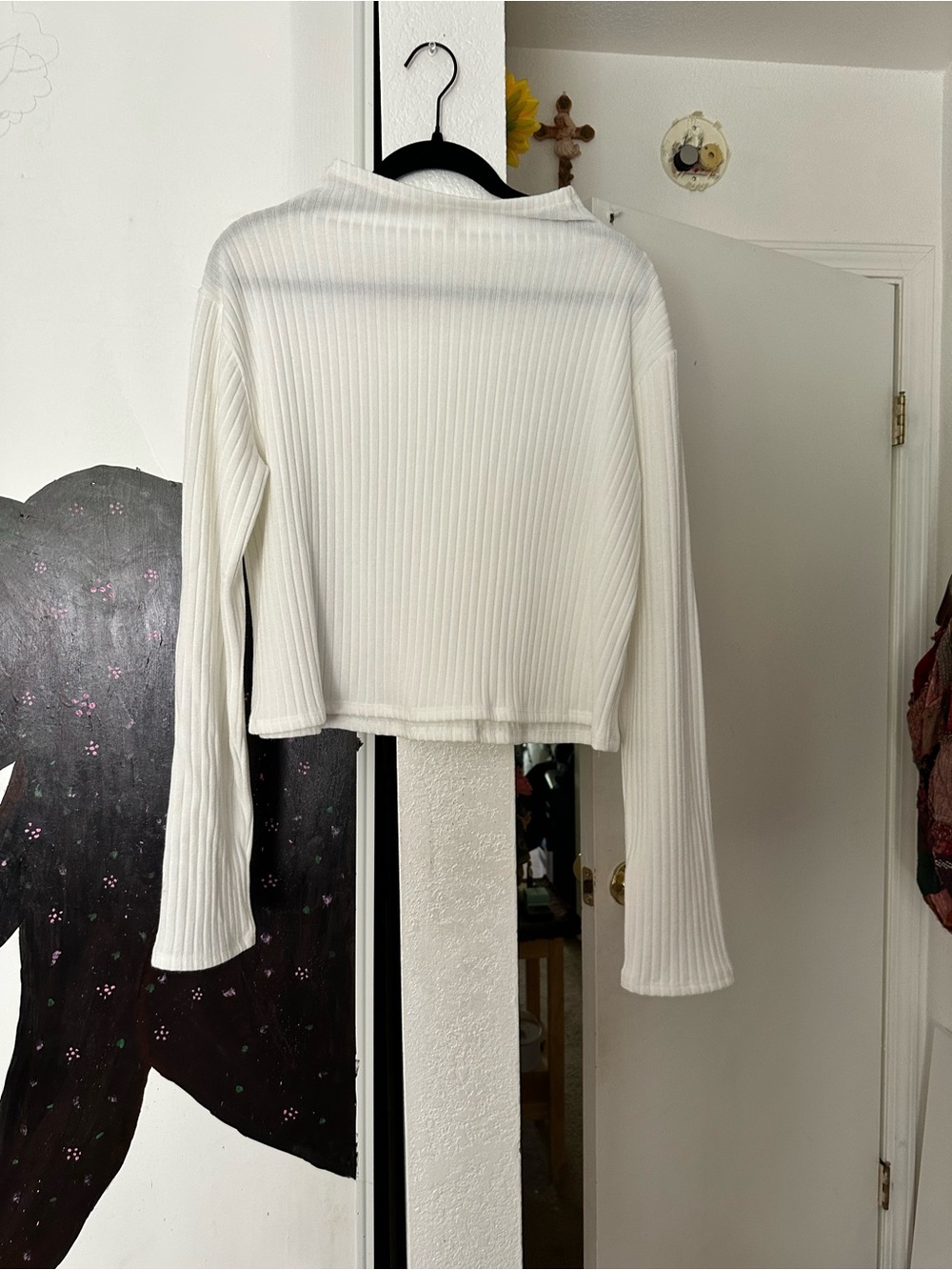 Women's White Ribbed Long-Sleeve Crew Top
